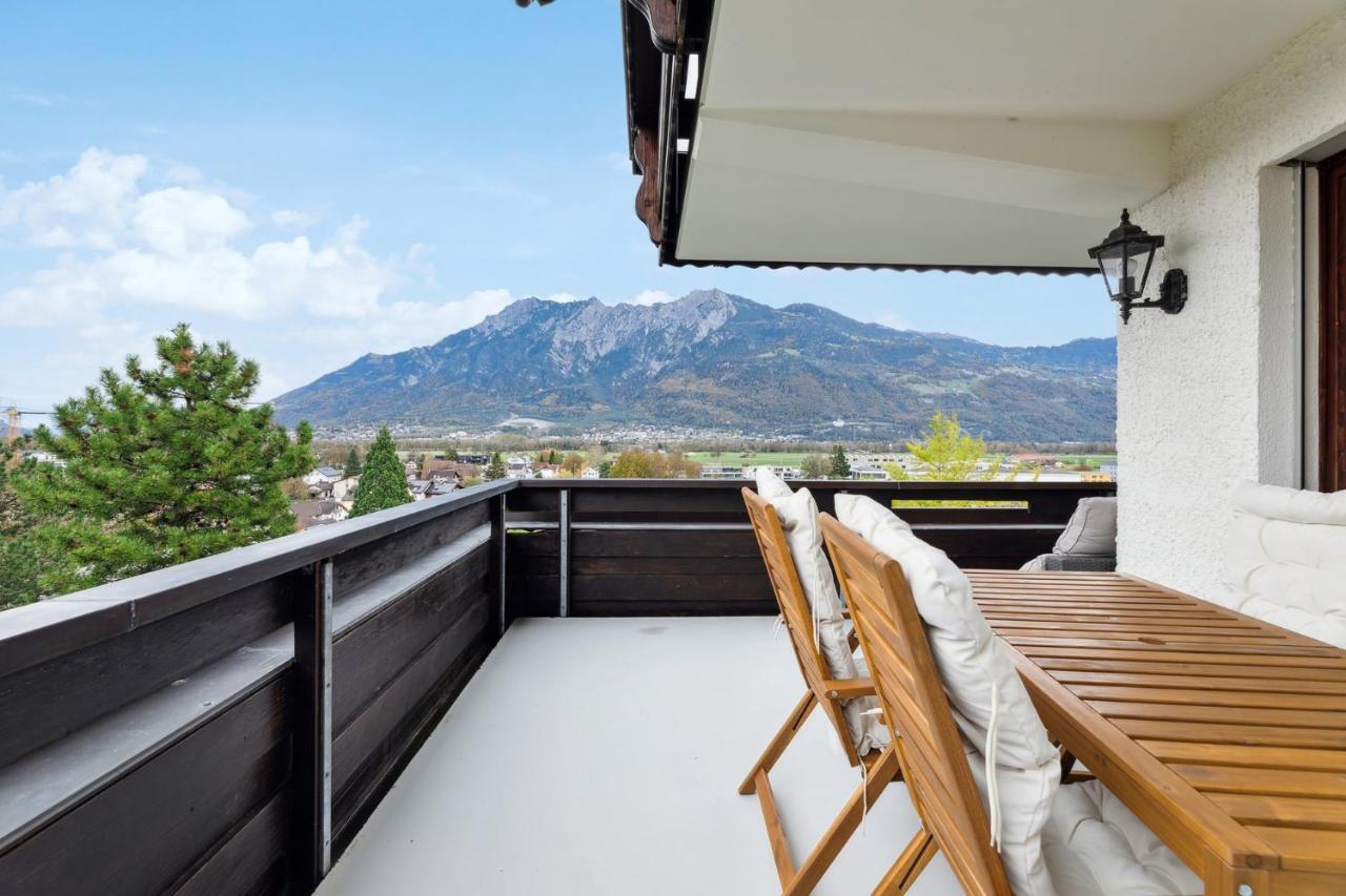 Sonniges Apartment Mit Traumhaftem Bergblick Buchs  Dış mekan fotoğraf